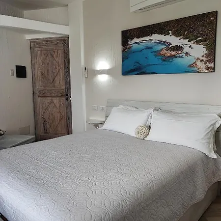 Antica Isola Bed & Breakfast *