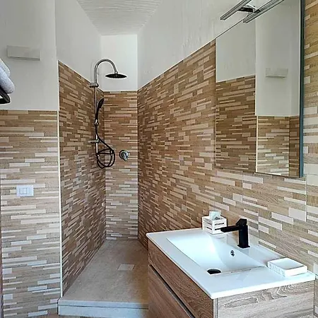 Antica Isola B&B 3*